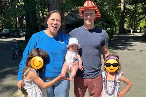 Mark Zuckerberg Celebrates First Fourth of July with Family of Five