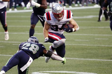 Patriots vs Seahawks snap counts: What Week 2 tells us about New ...