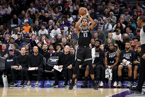 Keegan Murray breaks NBA Rookie three-point record - Sactown Sports