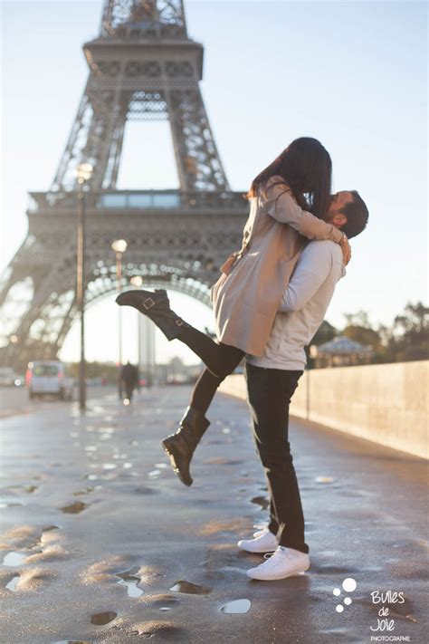 Paris Honeymoon in October | Bulles de joie Photographie