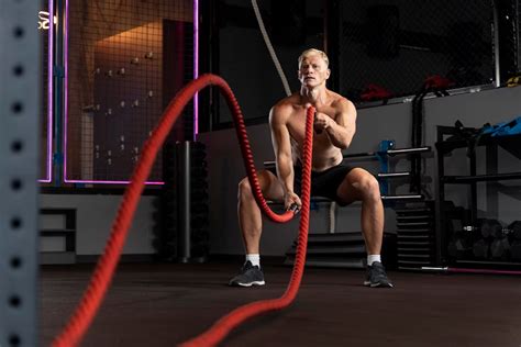 Battle Ropes Exercises: Benefits, Tips & Workouts - The Run Time