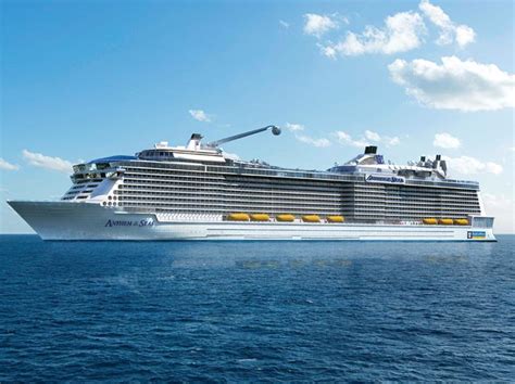 Cruise liner Anthem of the Seas from Royal Caribbean International ...