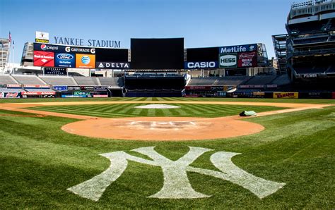 Lehigh University - Picnic Lunch and Ball Game at Yankee Stadium