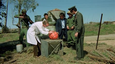 ‎Attack of the Killer Tomatoes! (1978) directed by John De Bello ...