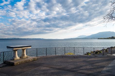 Neuchatel: The French Switzerland at the Lake