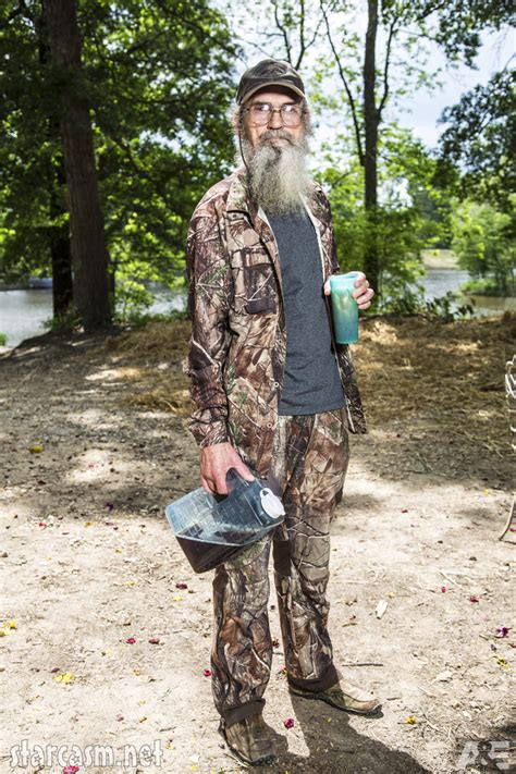 Official Duck Dynasty Season 4 Uncle Si Robertson photos