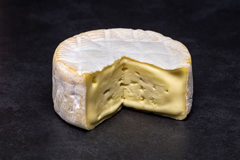 Over 60 Welsh Cheeses to choose from - The Welsh Cheese Company