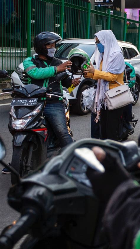 Foto: Ojek Online di Jakarta Mulai Angkut Penumpang | kumparan.com