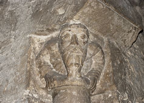 Kornbluth Saint-Denis basilica, crypt