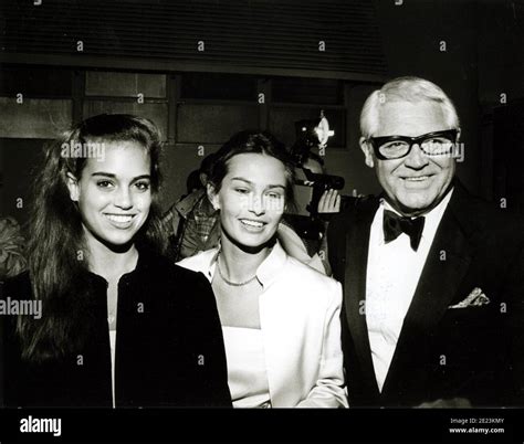 Cary Grant With Daughter Jennifer And Wife Barbara Harris . October ...