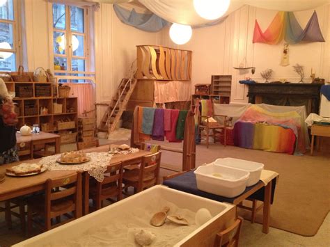 Kindergarten Classroom at the Rudolf Steiner School of New York City ...