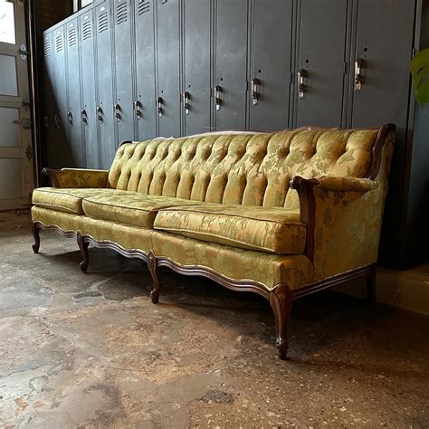 Leafy Chartreuse Sofa – Dandy