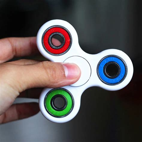 Hand Spinner Tri Spinner Fingertip Fidget Toys Plastic Fidgets Adults ...