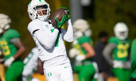 Kansas City Chiefs Draft Oregon Wide Receiver Evan Stewart in Latest ...