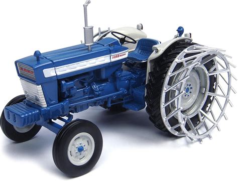 Amazon.com: Universal Hobbies Ford 5000 Tractor with Metal Wheels uh4879 – Scale 1/32 Blue ...