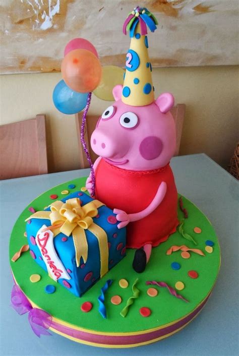 Peppa Wutz Torte für einen lustigen Kindergeburtstag