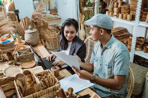 Pengertian Magang: Tujuan, Manfaat dan Syarat Daftar [Lengkap]