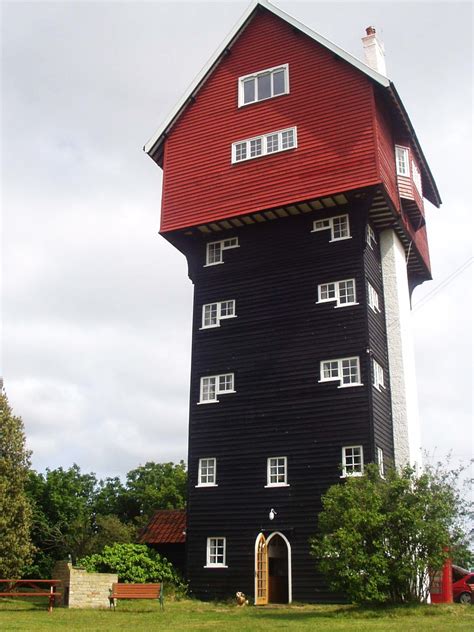 House In The Clouds - Sky High Water Tower