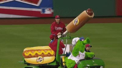 Philadelphia Phillies GIF - Find & Share on GIPHY