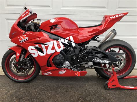 2017 Suzuki GSXR1000 track bike