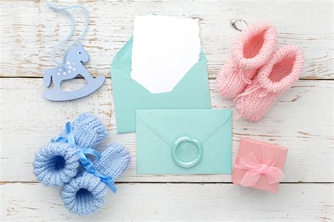 What to Write on a Baby Shower Card | Pampers