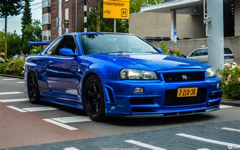 Nissan Skyline R34 GT-R V-Spec - 9 lipiec 2016 - Autogespot