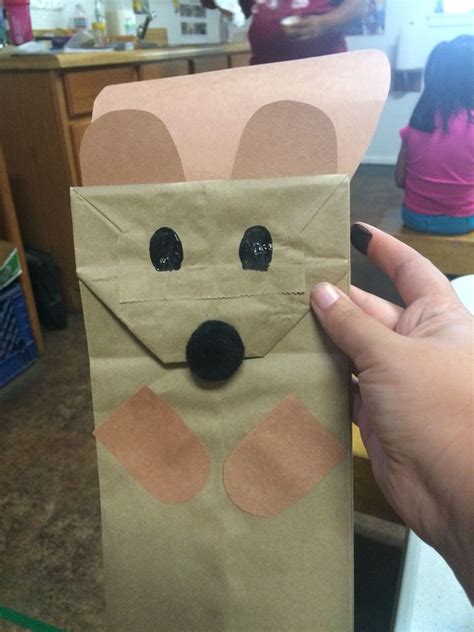 Squirrel puppet | Preschool projects, Pre k craft, Paper bag puppets