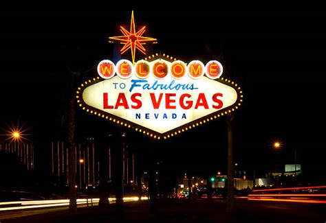 Las Vegas Sign At Night Stock Photos, Pictures & Royalty-Free Images - iStock