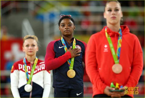 Simone Biles Wins Third Gold Medal on Vault at Rio Olympics: Photo 3733536 | Pictures | Just Jared