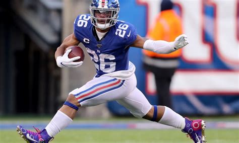 Saquon Barkley fires back at Nick Chubb over bold squat prediction | New york giants, New york ...