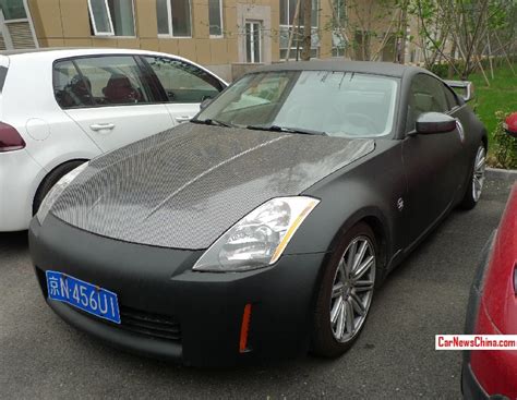 Nissan 350Z is matte black & carbon fiber in China - CarNewsChina.com