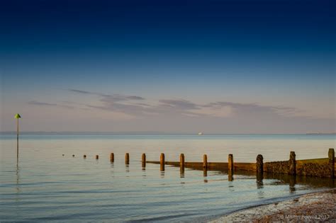 Southend Westcliff Bay, Essex, England :: British Beaches