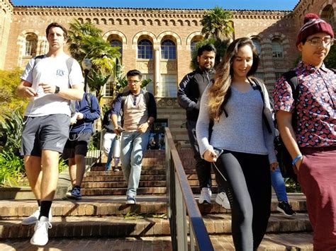 UCLA offers admission to nearly 19,000 freshman and transfer applicants | UCLA