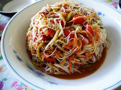 Lao spicy rice vermicelli salad recipe - tum khao poon #16 - Padaek