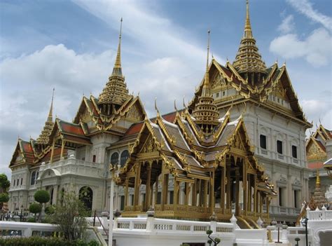 Spend Like A King: The Royal Palace – Bangkok, Thailand