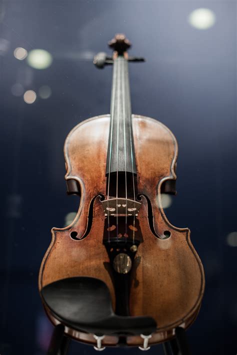 Stradivari Violin Valued at $10 Million Fails to Sell - Bloomberg