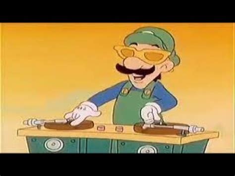 Luigi Dancing 10 hours - YouTube