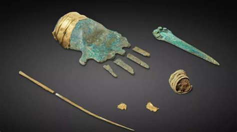 Ancient 3,500-Year-Old Bronze Hand Is A Mystery To Archaeologists – B.C ...