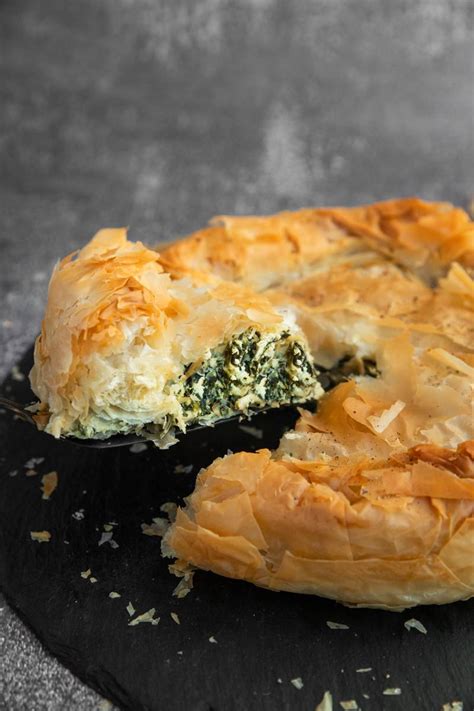 Byrek Me Spinaq - Albanian Spinach Pite-2809 - Polkadot Passport