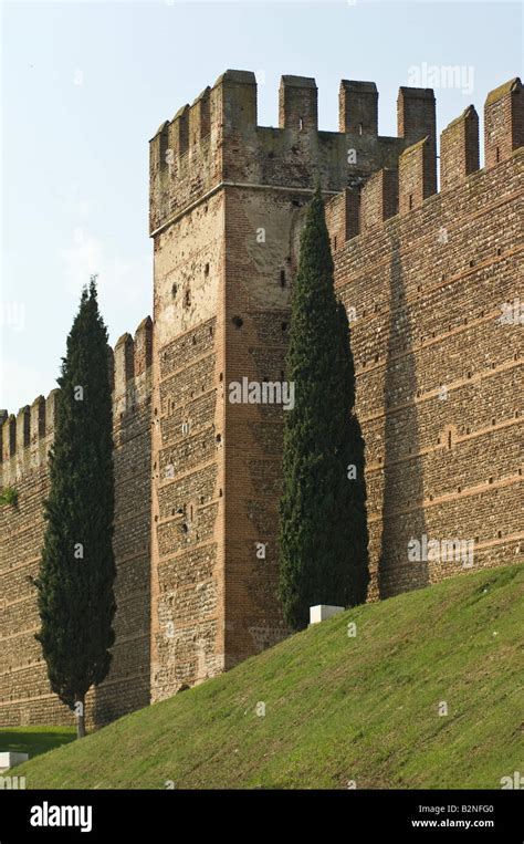 castle, villafranca di verona, italy Stock Photo - Alamy