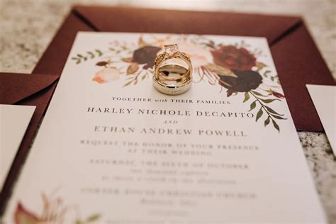 12 Rustic Wedding Invitations Ideas to Inspire You - Zola Expert Wedding Advice