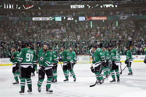 Watch: Dallas Stars come very close to tying the game against the Hawks