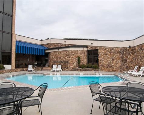 Comfort Inn & Suites - UPDATED 2017 Prices & Hotel Reviews (Danville, VA) - TripAdvisor