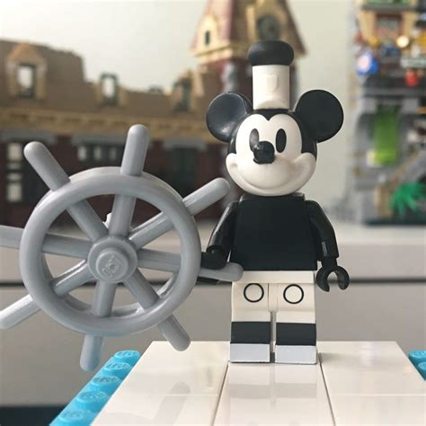 LEGO Disney Series 2 Vintage Mickey Minifigure – Brick Land