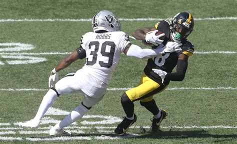 Pittsburgh Steelers WR Diontae Johnson Injured on Last Play vs. Raiders ...