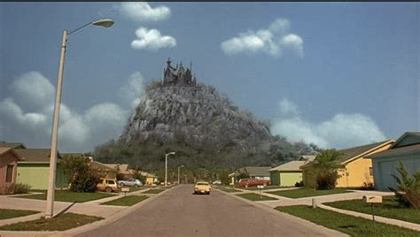 The real-life house, castle & town from 'Edward Scissorhands' - MediaFeed