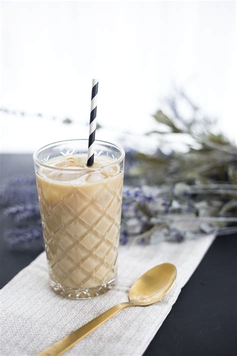 lavender tea latte recipe - Dusty Monson