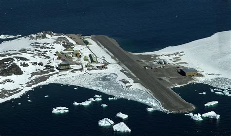 Antarctic Research Station Photograph by British Antarctic Survey/science Photo Library