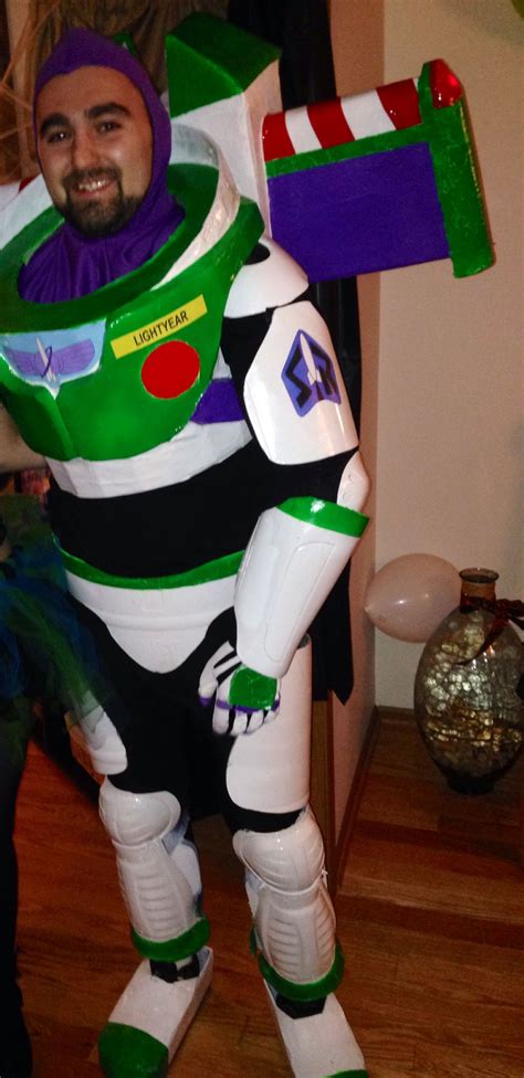 DIY costume, Buzz Lightyear costume | Buzz lightyear costume, Diy costumes, Costumes