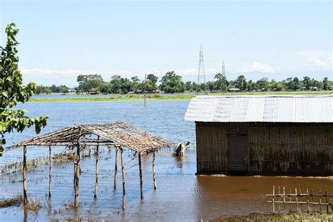 12 Hard-Hitting Photos That’ll Wake You Up To The Reality Of The Assam Floods | Youth Ki Awaaz